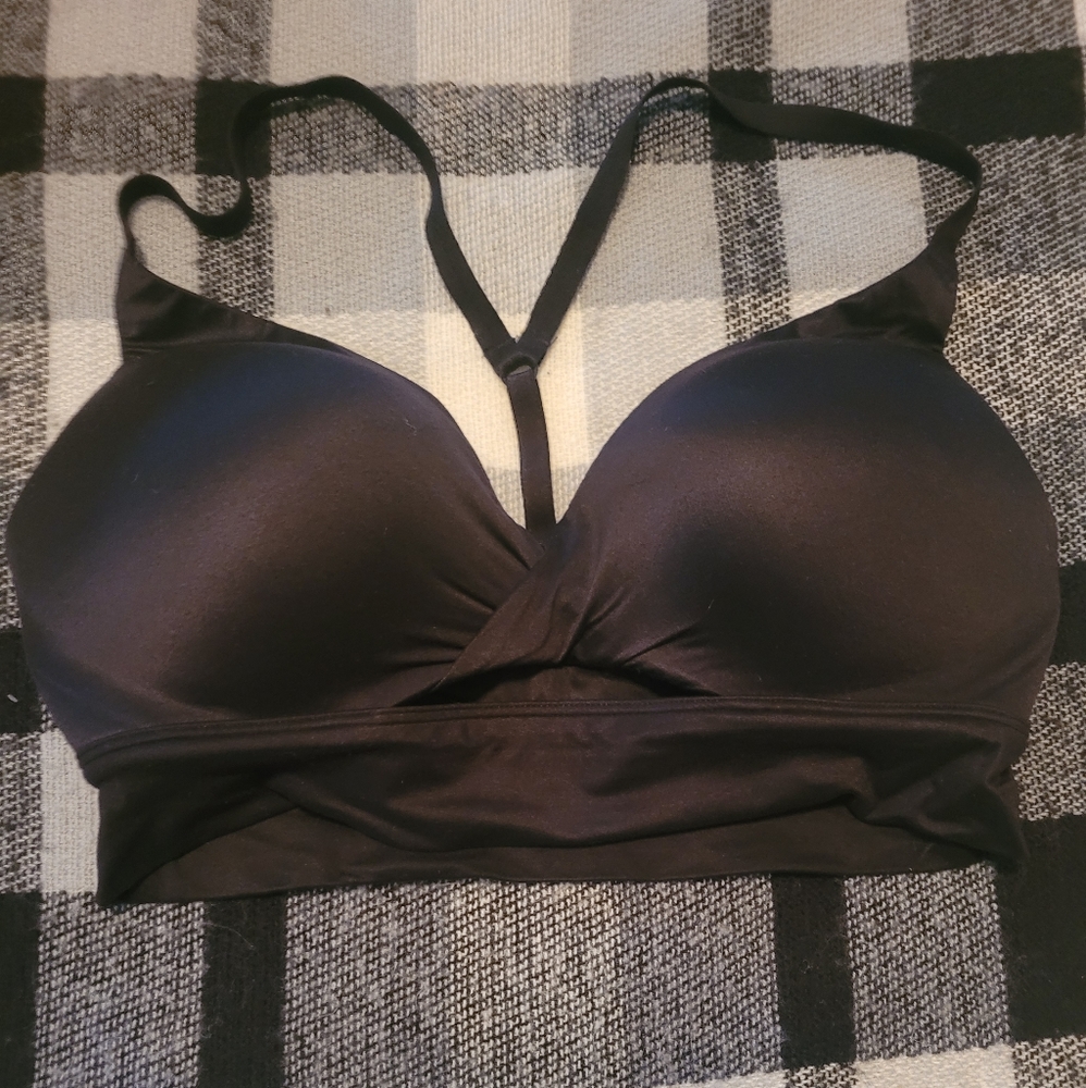 Victoria's secret push up no wire bra 32D